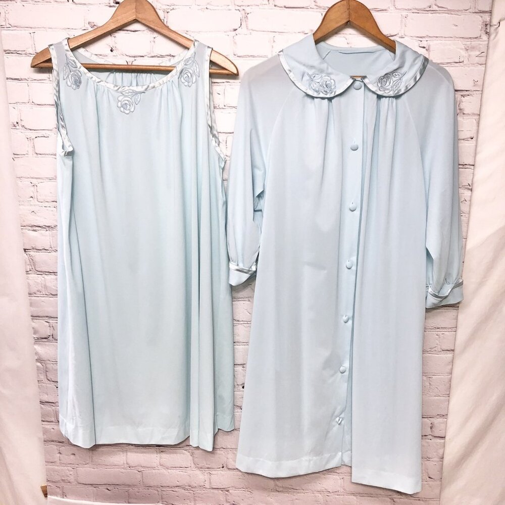 VTG Gossard Artemis 2pc Gown Robe Blue Appliqué Floral Roses Buttons Sz L